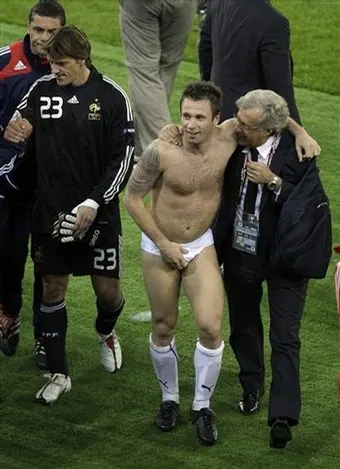cassano_semi-nudo_france