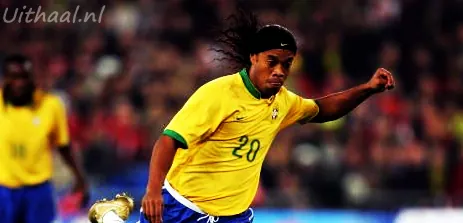 ronaldinho4-copy.jpg