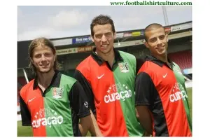 nec_08_09_home_nike_shirt-300x200